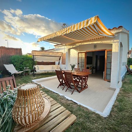 Buzzstays: 1-Bed Bungalow, Garden, Near Yumbo & Beach 马斯帕洛马斯 外观 照片
